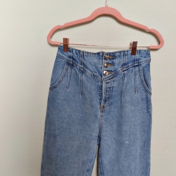 Adika Button Fly Light Wash High Waisted 100% Cotton Jeans - Picture 4 of 7